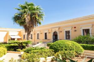 Syraka Hotel LR Collection, Syracuse