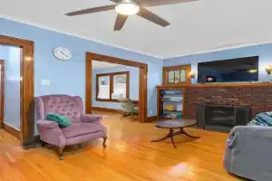 Historic 2 Bdr across from Lakeside Park Apartments, Fort Wayne