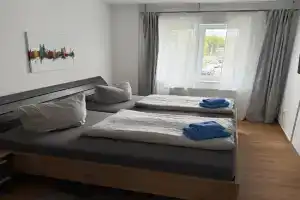 Tolles Apartment in-Salbke mit Balkon und WiFi, Magdeburg