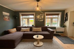 Rustic Retreat Apartment, Central & free parking !, Trondheim