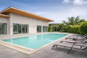 Elm pool villa Phuket, Kata