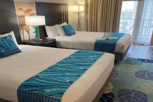 Penthouse unit at Palms Waikiki, Honolulu