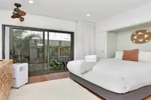 The Snug on Mosbri - Heart of CBD Apartments, Newcastle