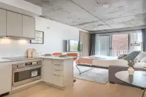 Urban Hideout - Downtown Haven Apartments, Montreal