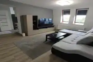 Ági kuckó - Saját garázzsal Apartments, Nyiregyhaza