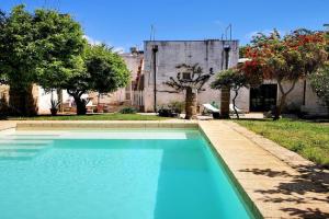 Villa Charita - Old Masseria in the historical town with private pool, Castrignano del Capo