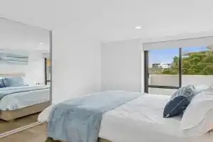 Blue Mile Escape - Walk to Beach and Shops Apartments, Wollongong
