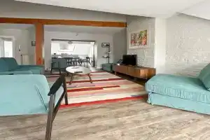 Charming Entire Apartment in Saint-Gilles,, Brussels