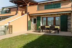 GuestHost - Residence Borgo del Sole Apt with Pool, Cavaion Veronese