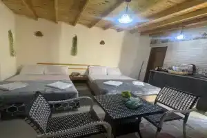 Jory Studios, Dahab