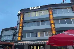 EquatorHotel, Chisinau