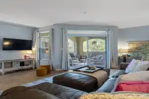 1 Bedroom Condo near it all, Clearwater