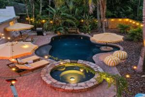 Bradenton Bliss Heated Pool Hot Tub Games Guest house, Bradenton