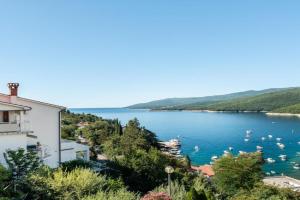 Apartments with parking space, Labin - 7474, Rabac