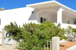 Seaside holiday house, Trogir - 16488, Vinisce