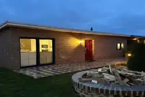 Karolinas Deluxe Appartement-Bungalow Guest house, Dranske