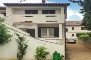 Awesome Apartment In With Wifi, Novaglia