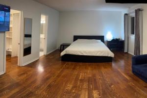 VP1 master bedroom on second floor, Mississauga