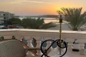 Antique apartment with sea view, Hurghada