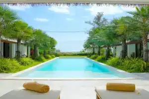 Villa Ariana, Laem Set Beach