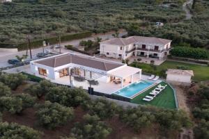 Villa Marco, Tragaki