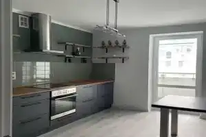 Stilni apartamenti z dvoma okremimi spalnyami z panoramnim vidom na Dnipro!, Cherkassy