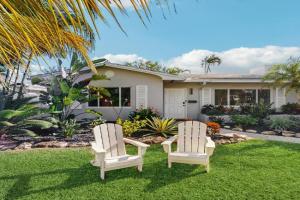 Once Upon a Beach Time Guest house, Pompano Beach