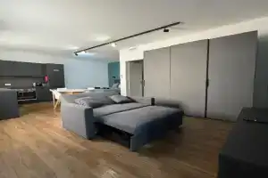 Modern Studio in Central, Victoria