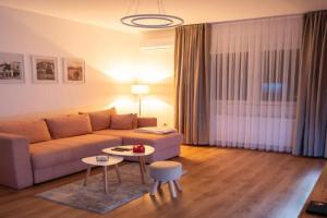 365stay Apartments, Vrane