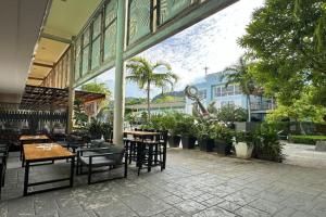 By the Beach Hostel, Phi Phi Island