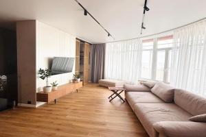 Apartamenti v tsentri mista z vidom na more, park Shevchenko, plyazh Lanzheron, Luna-park, Odessa