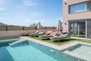 Avissos Resort Villas, By Hellocrete, Panormos