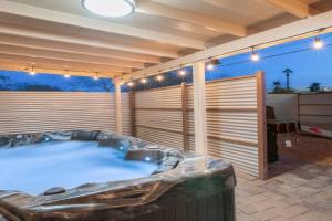 3BR 2BA Cozy Home with Jacuzzi Near Downtown Guest house, Tucson
