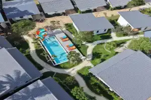 Rock & Lune Boutique Villas, Baan Tai