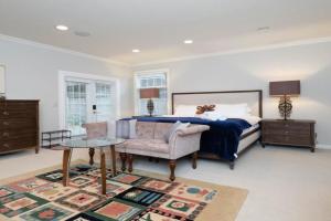 Prime Stay 10 min to YVR & Steveston Apartments, Richmond