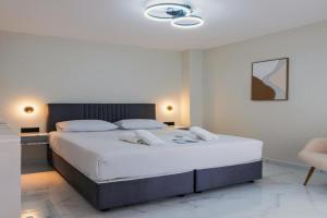 Peonia Apartment Modern Two-Level Stay Near Old Town, Chania Town
