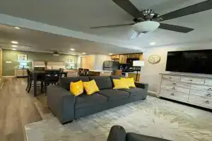 12 Creekside Retreat - King Suite Guest house, Sedona