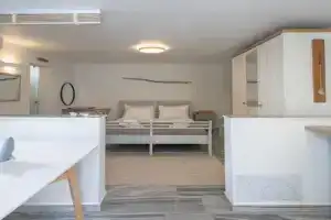 WHITE W4 new studio in, Naousa