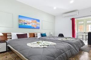 Modern Twin Studio Apartment next to Valletta!, Valetta