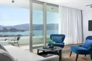 סוויטת פנורמה נוף ים, 2 מרפסות ובריכה מחוממת Apart-hotel, Eilat