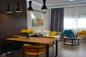 Novaya stilnaya u metro Aragveli Apartments, Tbilisi