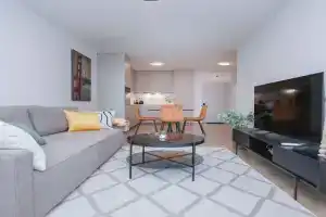Modern Apartment near Lake & Free parking & Easy City Access, Bratislava