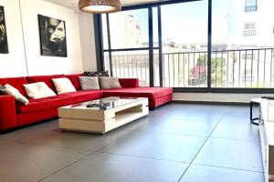 Beautiful new 2 BR apt 5 min walk to the beach Apartments, Bnei Brak