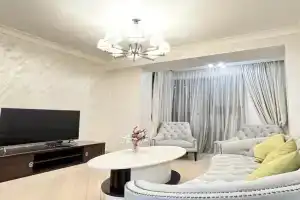 Premium City View Apartment I 3 Bedrooms, 2 Baths & Open Balcony - North Avenue,, Yerevan