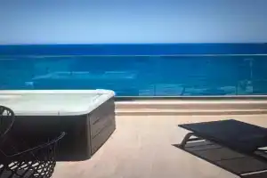 Sea waves suite Apartments, Hersonissos