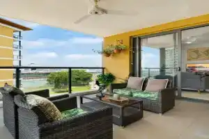 Zen Paradiso 2BR Harbour View - Pool - Balcony Apartments, Darwin