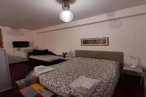 Residenza Contrada Tedesca 3, monolocale old town Apartments, Trento