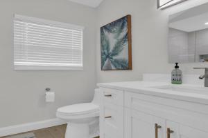 roomstr New Mexico Suite 1 Bedroom in South with Private Full Bathroom & FREE COFFEE, Tampa