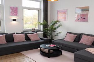 Lebenslang - central - cozy - boxspringbed Apartments, Bremen