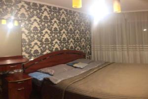 Trohkimnatna nepodalik tsentru Apartments, Ternopil